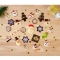 24 Petits Cadeaux Chocolats (5 cm maxi) - Calendrier de l'Avent images:#0