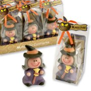 Sorci�re en p�te d'amande