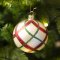 Boule No�l Beige Maillage Rouge/Vert (8 cm) - Verre images:#1