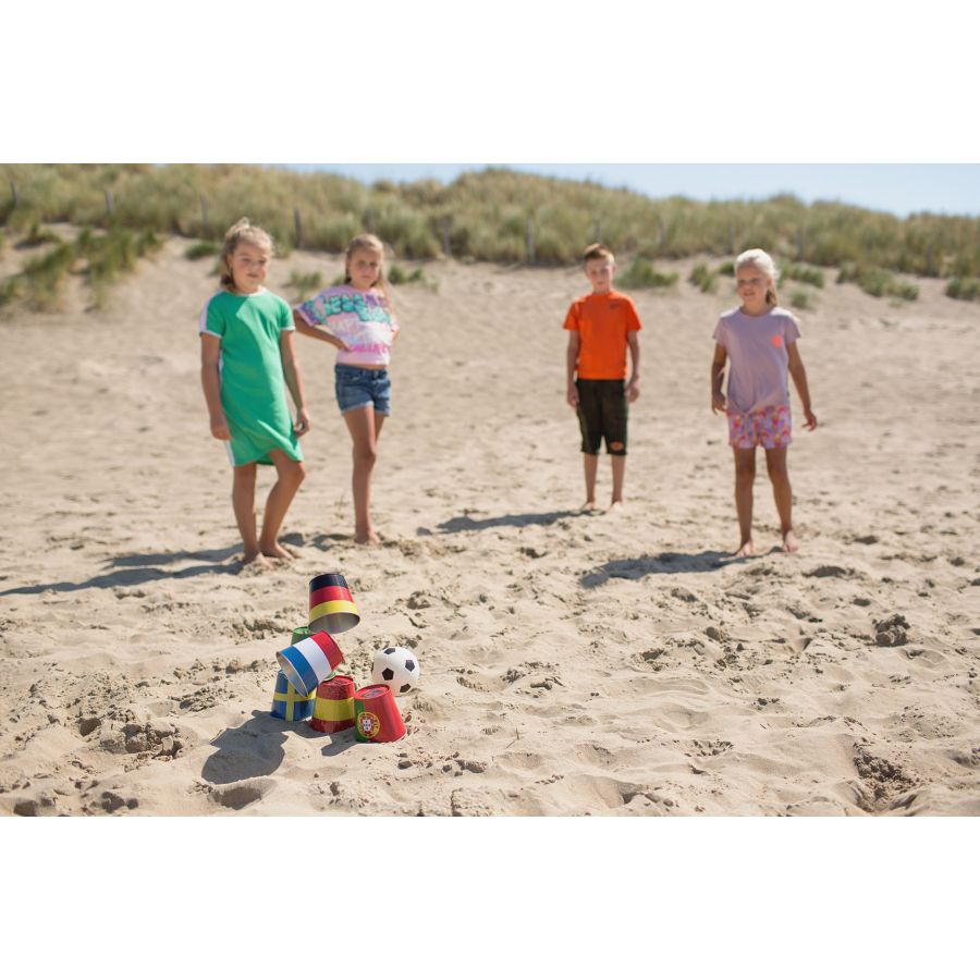 Jeu - Chamboule-tout Foot pour l'anniversaire de votre enfant