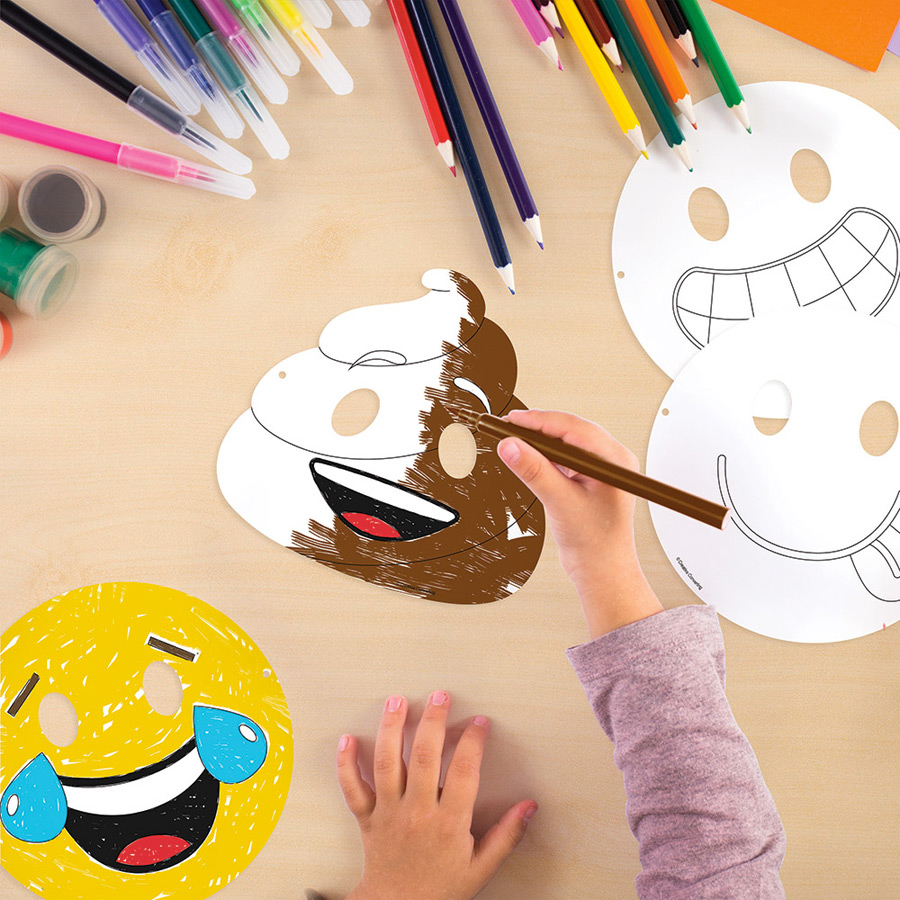 12 Masques A Colorier Emoji Crazy Pour L Anniversaire De Votre Enfant Annikids 12 Masques A Colorier Emoji Crazy Pour L Anniversaire De Votre Enfant Annikids
