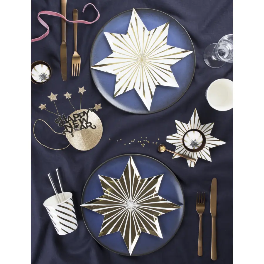 Lot de 8 assiettes dorées - Jeux de Fête