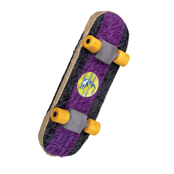 Pinata Skateboard 