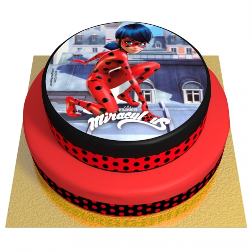 Gateau Ladybug 2 Etages Pour L Anniversaire De Votre Enfant Annikids