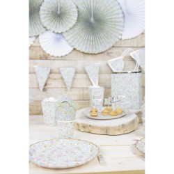 8 Assiettes Festonnes Shabby et Or. n5