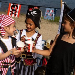 8 Gobelets Pirate Party. n�4