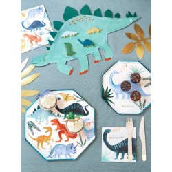 8 Assiettes - Royaume des Dinosaures. n1