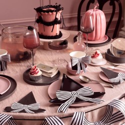 8 Assiettes Chapeau de Sorcire. n2