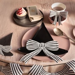 8 Assiettes Chapeau de Sorcire. n3
