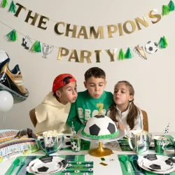 6 Assiettes Foot-Party. n�2