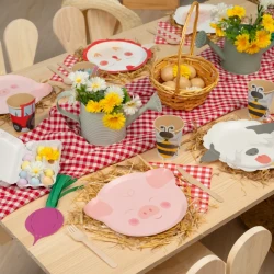 6 Petites Assiettes Ferme en Folie Vaches / Cochons / Poussins. n°5