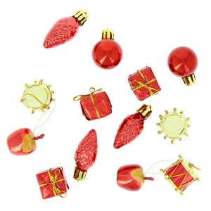 13 Mini Suspensions de Nol Rouge (2,5 cm)